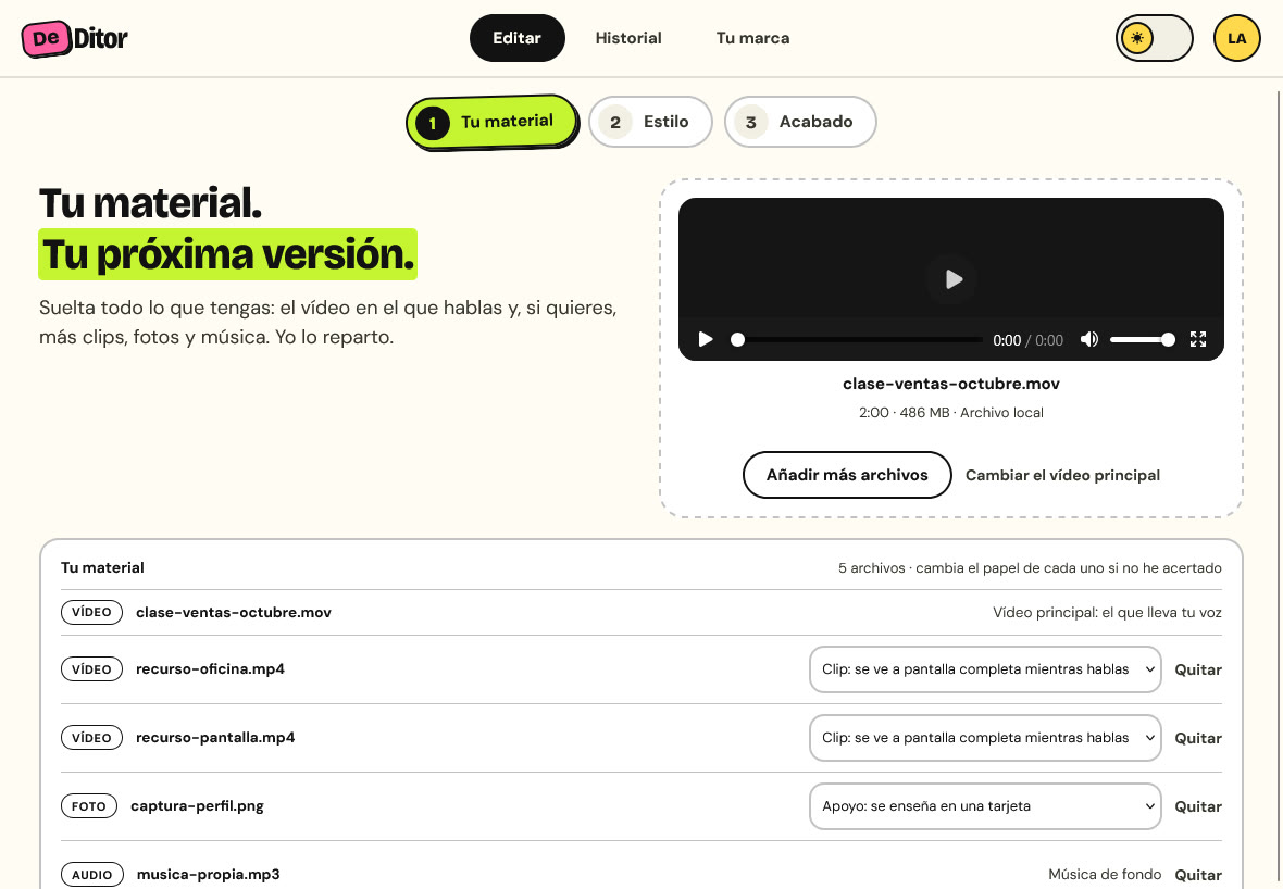La pantalla de DeDitor con un vídeo principal, dos clips, una foto y una música ya repartidos